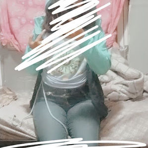 Meet your Posher, Mia